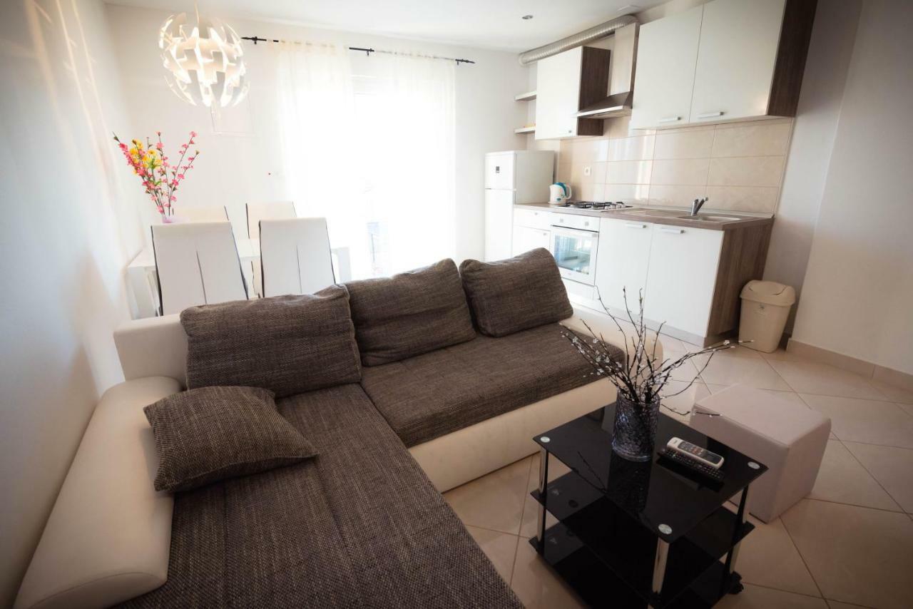 Apartments Nakic Šibenik Екстериор снимка