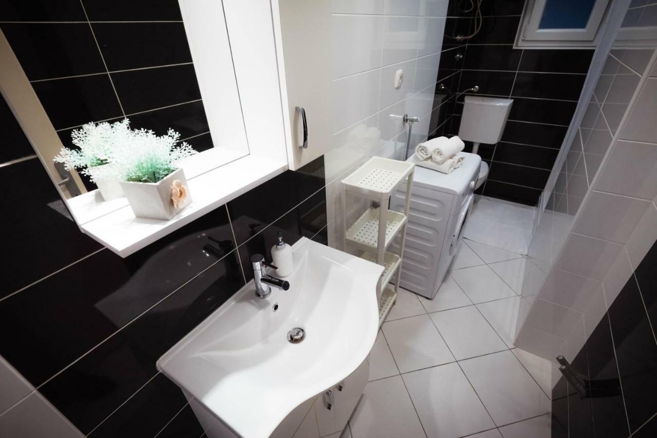 Apartments Nakic Šibenik Екстериор снимка