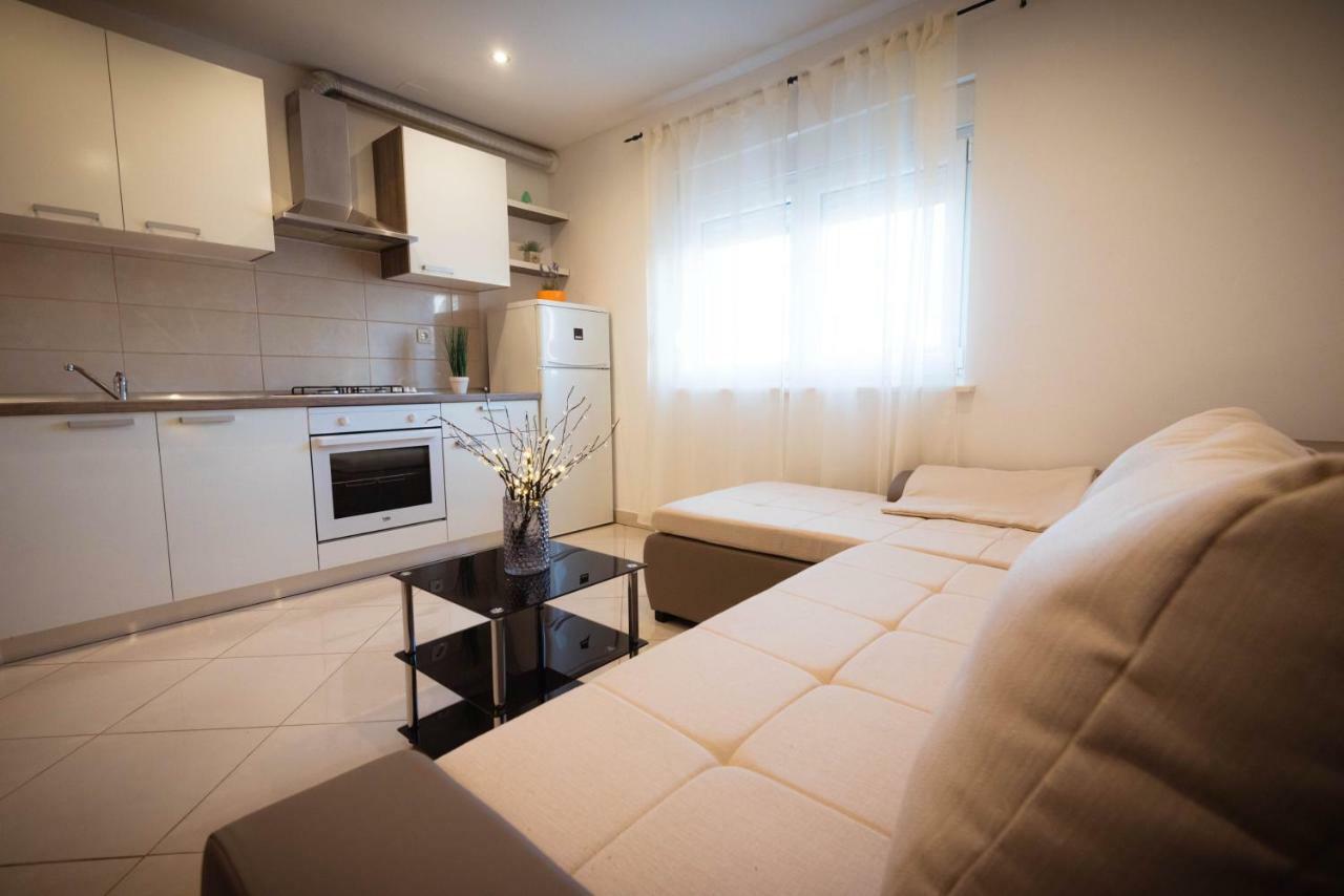 Apartments Nakic Šibenik Екстериор снимка