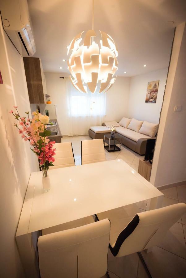 Apartments Nakic Šibenik Екстериор снимка