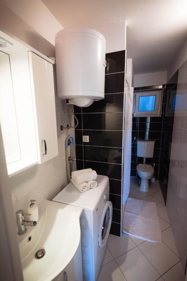 Apartments Nakic Šibenik Екстериор снимка