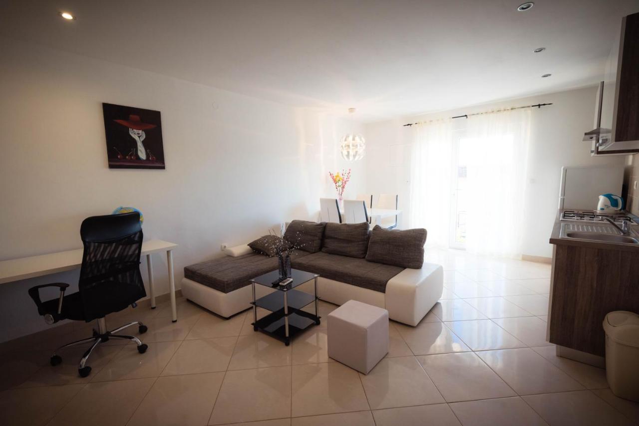 Apartments Nakic Šibenik Екстериор снимка